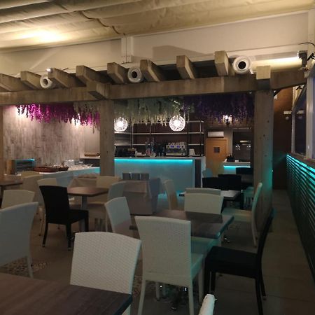 Aparthotel Mm Badajoz Zewnętrze zdjęcie